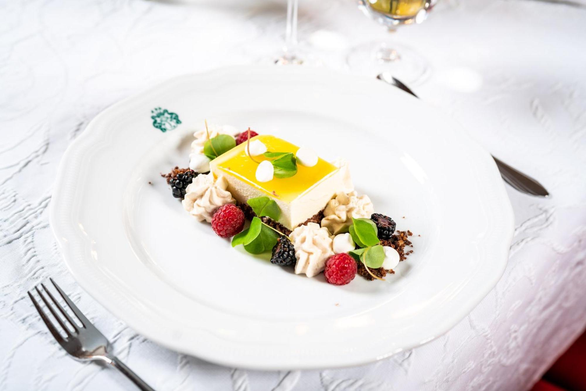 Romantik Gutshaus Hotel 4*